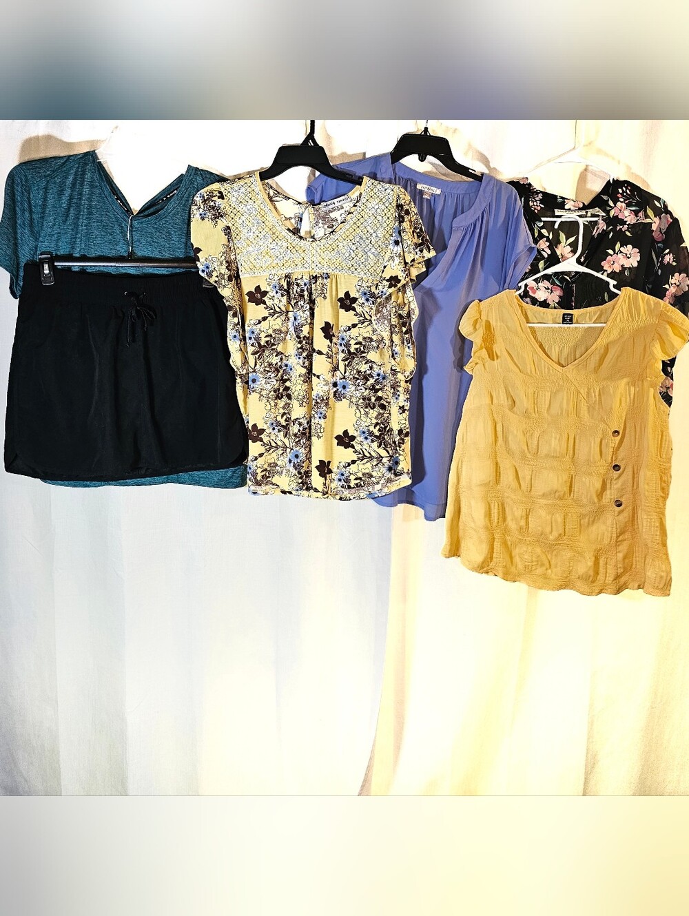 Mystery Box 1X Absolutely Famous
